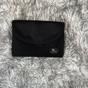 Buddy Pouch On The Go Belt Free Magnetic Closure